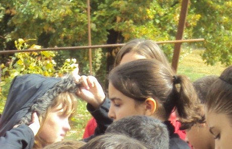 Animation pédagogique avec des collégiens de Manosque - photo PNRL Nathalie Teil