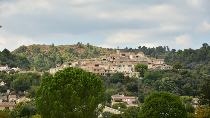 Village de Villeneuve (pnrl_lilian_car)